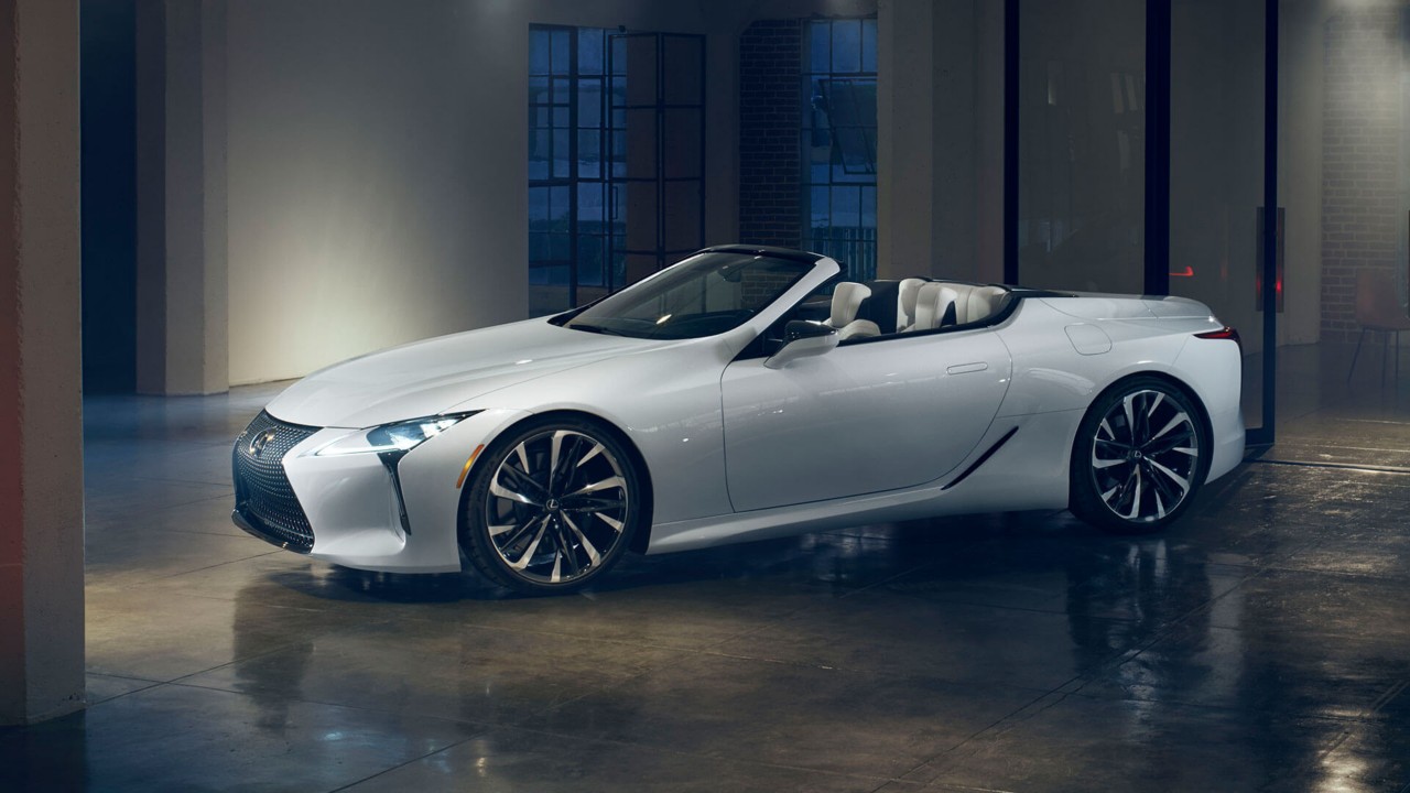 2019-lexus-lc-convertible-gallery-04-1920x1080_tcm-3189-1560352