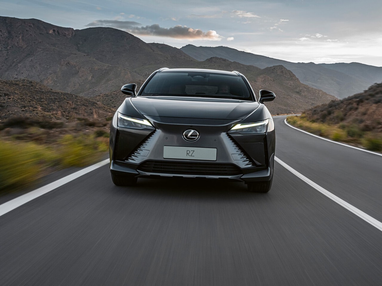 A Lexus mechanic working on a Lexus