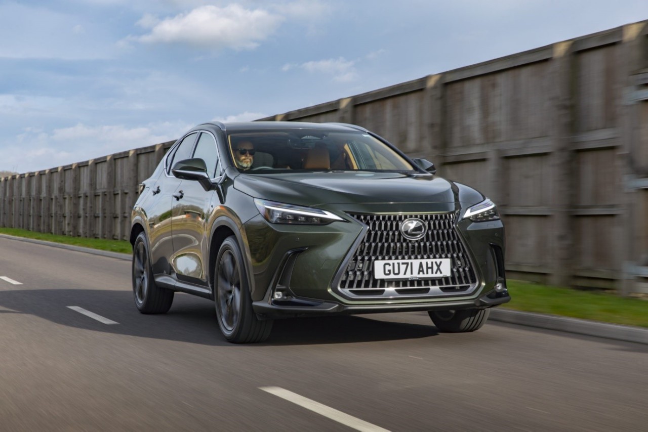 LEXUS NX