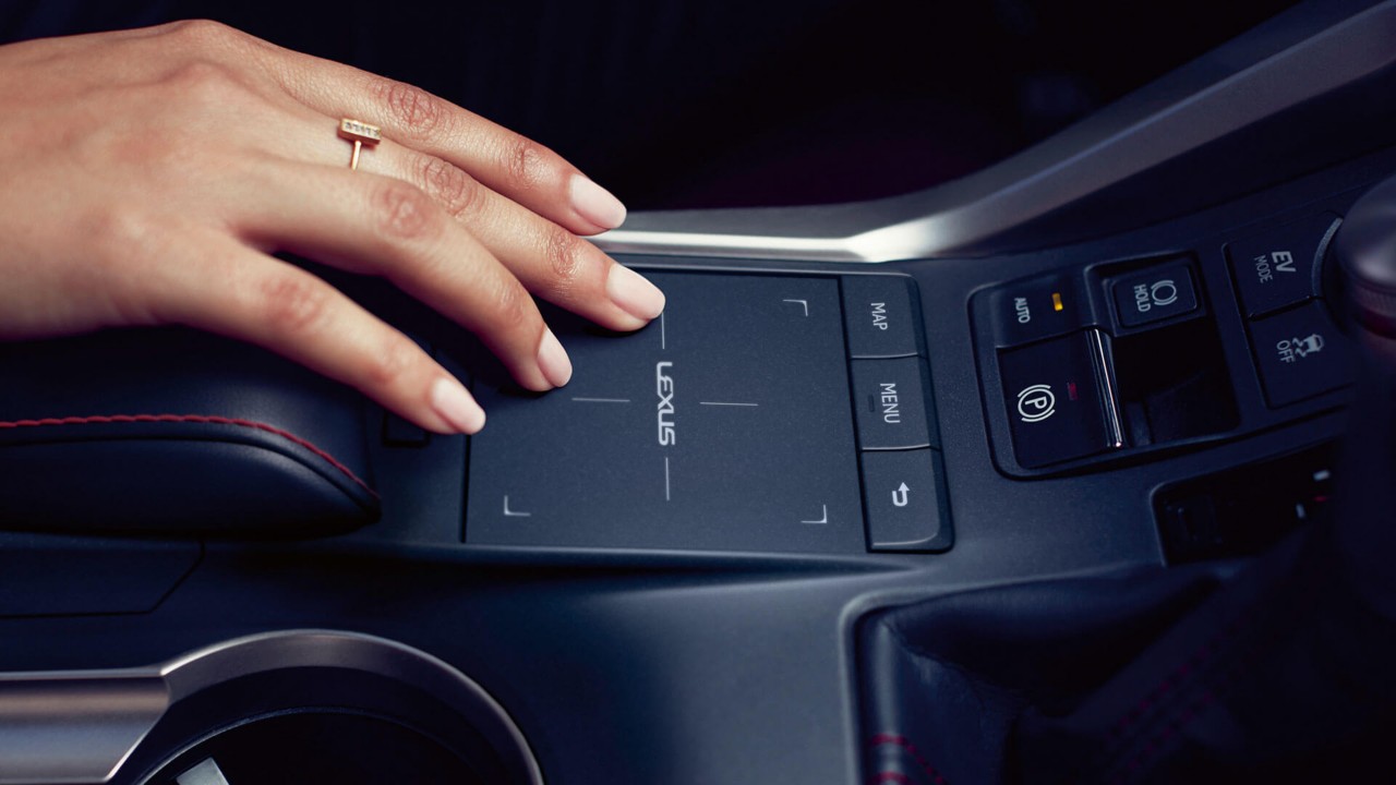 Lexus NX cockpit