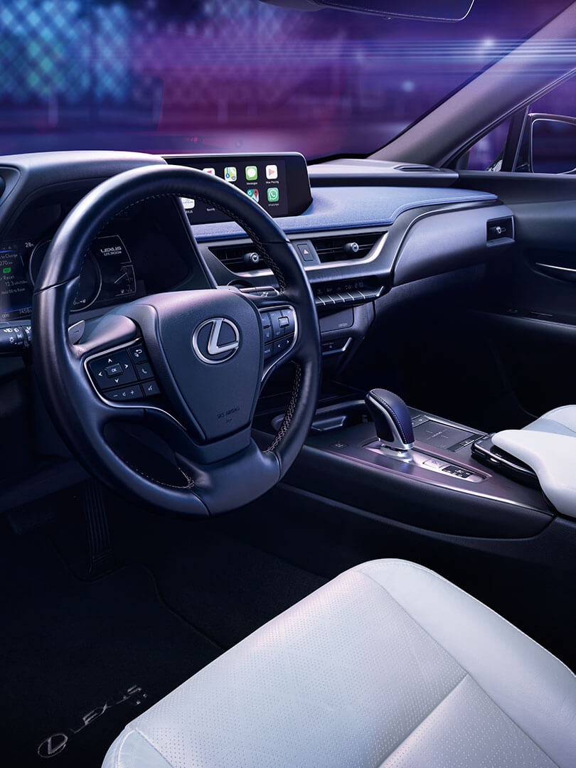 Lexus front interior 